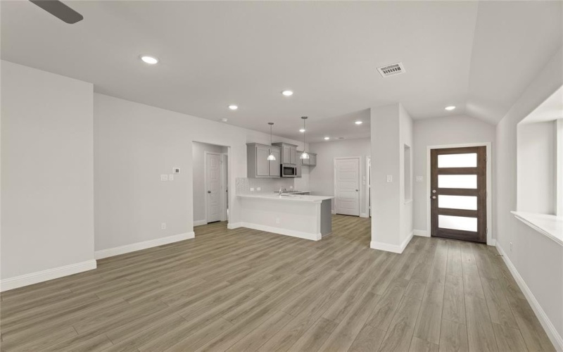 1621 Meadow Crest Drive, Aubrey, TX 76227, 3 Habitaciones Habitaciones , ,2 BañosBaños,Residential,En Venta,1621 Meadow Crest Drive,20808395