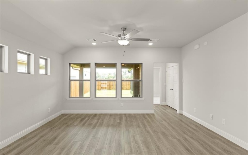 1621 Meadow Crest Drive, Aubrey, TX 76227, 3 Habitaciones Habitaciones , ,2 BañosBaños,Residential,En Venta,1621 Meadow Crest Drive,20808395