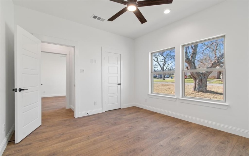 716 James Street, Azle, TX 76020, 4 Bedrooms Bedrooms, ,2 BathroomsBathrooms,Residential,For Sale,716 James Street,20808403
