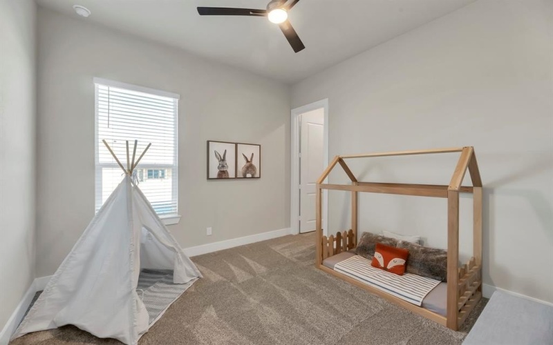 1075 Julian Drive, Van Alstyne, TX 75495, 4 Bedrooms Bedrooms, ,3 BathroomsBathrooms,Residential,For Sale,1075 Julian Drive,20808609