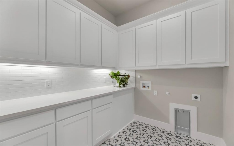 1075 Julian Drive, Van Alstyne, TX 75495, 4 Bedrooms Bedrooms, ,3 BathroomsBathrooms,Residential,For Sale,1075 Julian Drive,20808609
