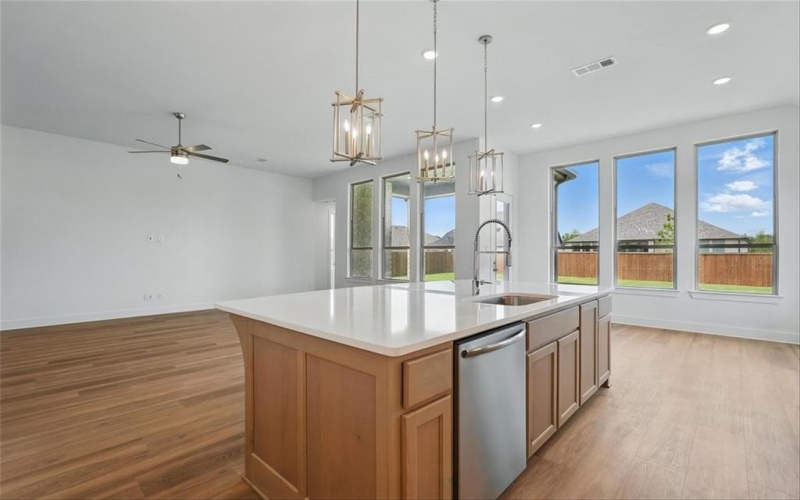 1732 Grenache Drive, McLendon Chisholm, TX 75032, 4 Habitaciones Habitaciones , ,3 BañosBaños,Residential,En Venta,1732 Grenache Drive,20809046
