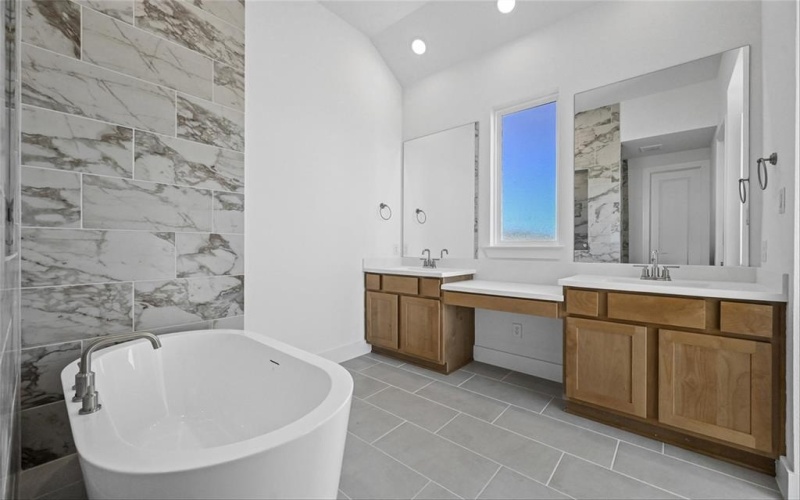 1728 Grenache Drive, Rockwall, TX 75032, 4 Bedrooms Bedrooms, ,3 BathroomsBathrooms,Residential,For Sale,1728 Grenache Drive,20809055