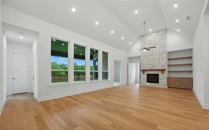 1723 Grenache Drive, McLendon Chisholm, TX 75032, 4 Habitaciones Habitaciones , ,5 BañosBaños,Residential,En Venta,1723 Grenache Drive,20809070