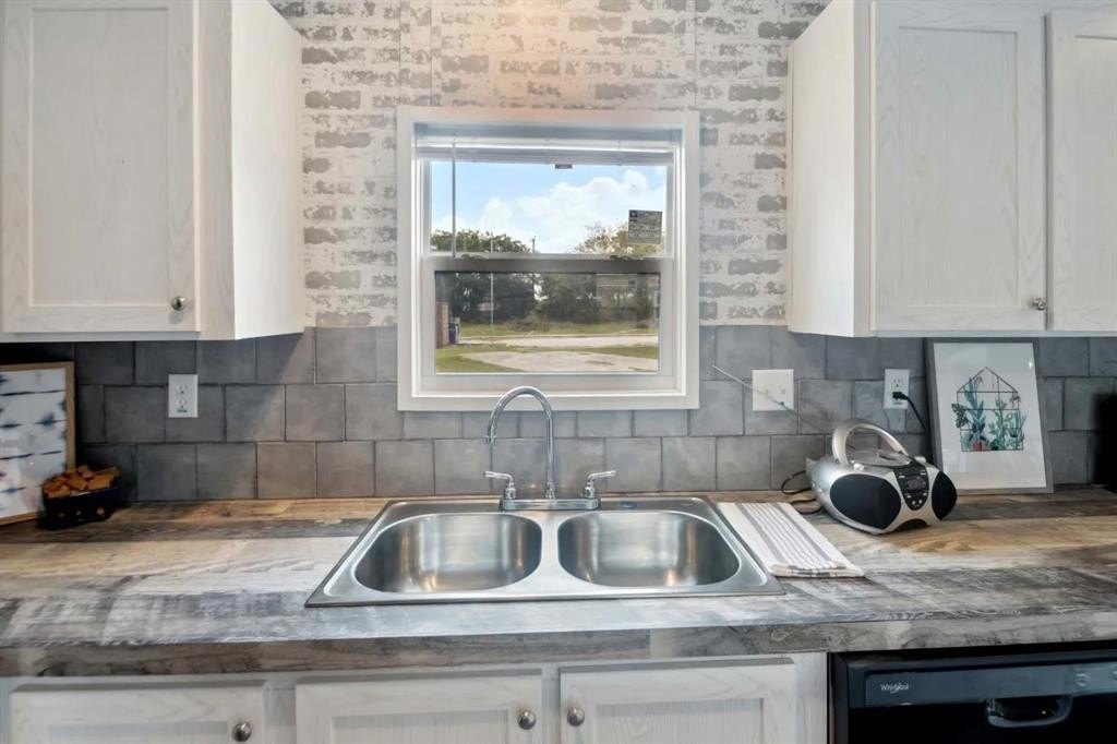 0000 Cr-4012, Mabank, TX 75147, 4 Bedrooms Bedrooms, ,2 BathroomsBathrooms,Residential,For Sale,0000 Cr-4012,20809192