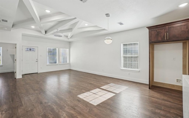 3853 Stalcup Road, Fort Worth, TX 76119, 4 Habitaciones Habitaciones , ,2 BañosBaños,Residential,En Venta,3853 Stalcup Road,20811543