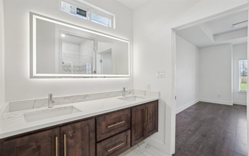 3853 Stalcup Road, Fort Worth, TX 76119, 4 Habitaciones Habitaciones , ,2 BañosBaños,Residential,En Venta,3853 Stalcup Road,20811543