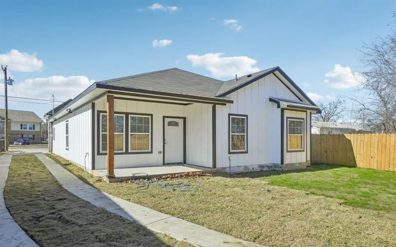 3853 Stalcup Road, Fort Worth, TX 76119, 4 Habitaciones Habitaciones , ,2 BañosBaños,Residential,En Venta,3853 Stalcup Road,20811543