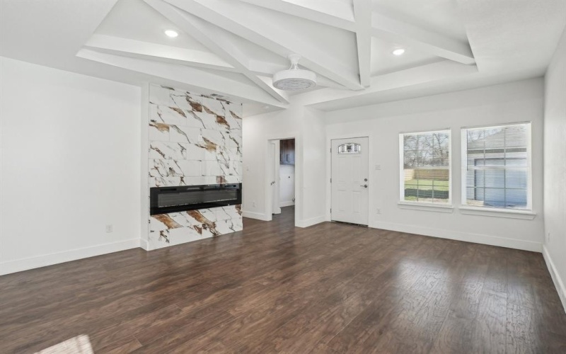 3853 Stalcup Road, Fort Worth, TX 76119, 4 Habitaciones Habitaciones , ,2 BañosBaños,Residential,En Venta,3853 Stalcup Road,20811543