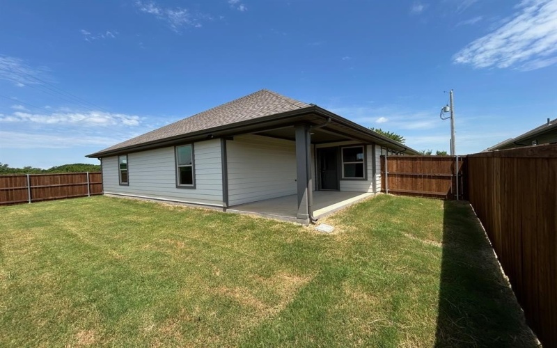 245 Sunnyside Drive, Trenton, TX 75490, 3 Habitaciones Habitaciones , ,2 BañosBaños,Residential,En Venta,245 Sunnyside Drive,0,20812140
