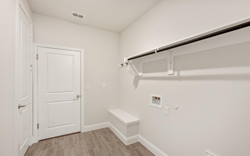 329 Sparkling Springs Drive, Waxahachie, TX 75165, 5 Habitaciones Habitaciones , ,5 BañosBaños,Residential,En Venta,329 Sparkling Springs Drive,20815994