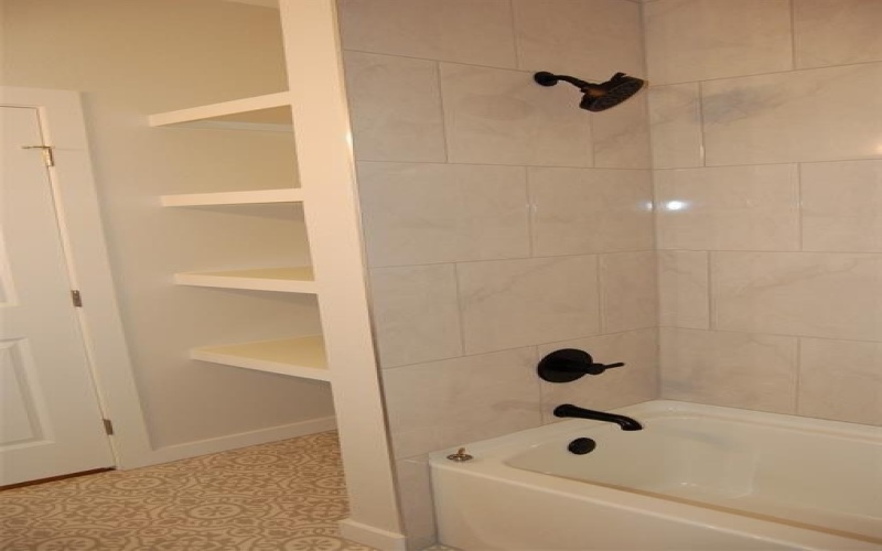 2510 Lakeridge Drive, Granbury, TX 76048, 3 Habitaciones Habitaciones , ,2 BañosBaños,Residential,En Venta,2510 Lakeridge Drive,20816158