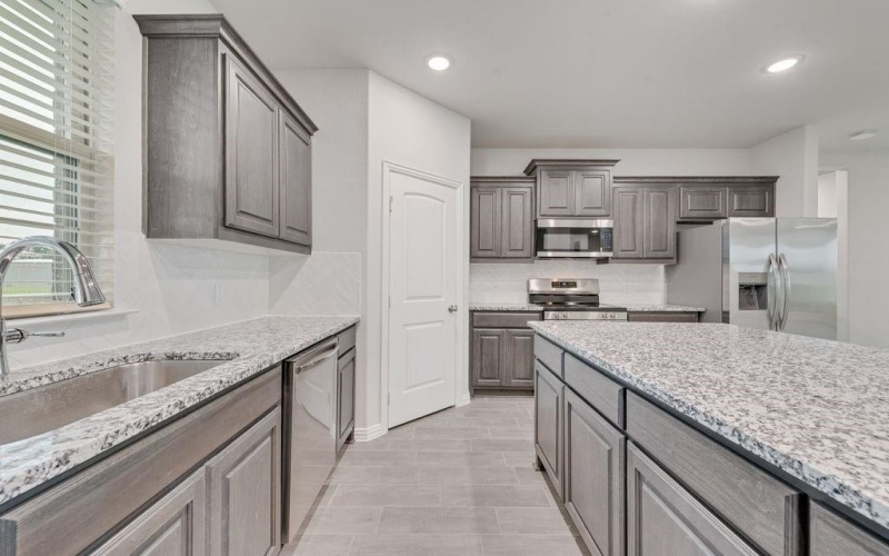 2469 Blackjack Oak Road, Oak Ridge, TX 75161, 3 Bedrooms Bedrooms, ,2 BathroomsBathrooms,Residential,For Sale,2469 Blackjack Oak Road,20812350
