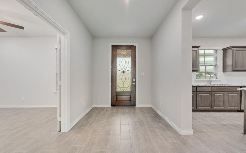 2469 Blackjack Oak Road, Oak Ridge, TX 75161, 3 Bedrooms Bedrooms, ,2 BathroomsBathrooms,Residential,For Sale,2469 Blackjack Oak Road,20812350