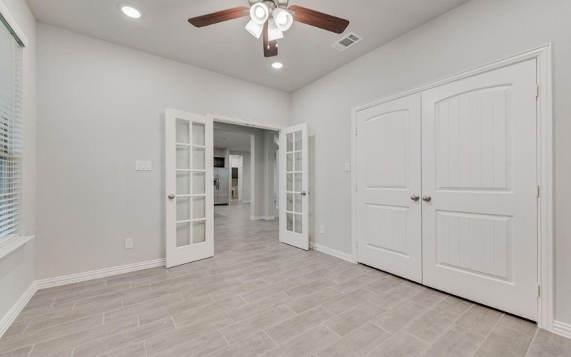 2469 Blackjack Oak Road, Oak Ridge, TX 75161, 3 Bedrooms Bedrooms, ,2 BathroomsBathrooms,Residential,For Sale,2469 Blackjack Oak Road,20812350