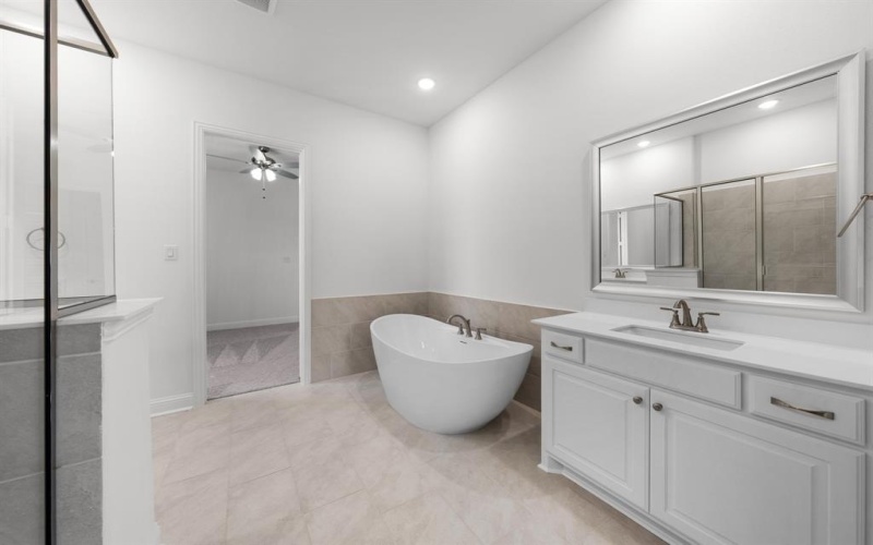 303 Big Antler Court, Heath, TX 75032, 3 Bedrooms Bedrooms, ,2 BathroomsBathrooms,Residential,For Sale,303 Big Antler Court,20812362