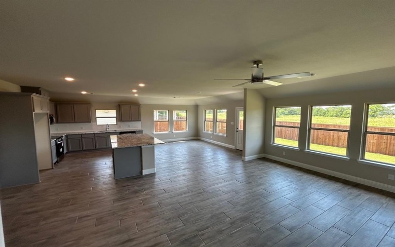 257 Sunnyside Drive, Trenton, TX 75490, 3 Habitaciones Habitaciones , ,2 BañosBaños,Residential,En Venta,257 Sunnyside Drive,0,20812459