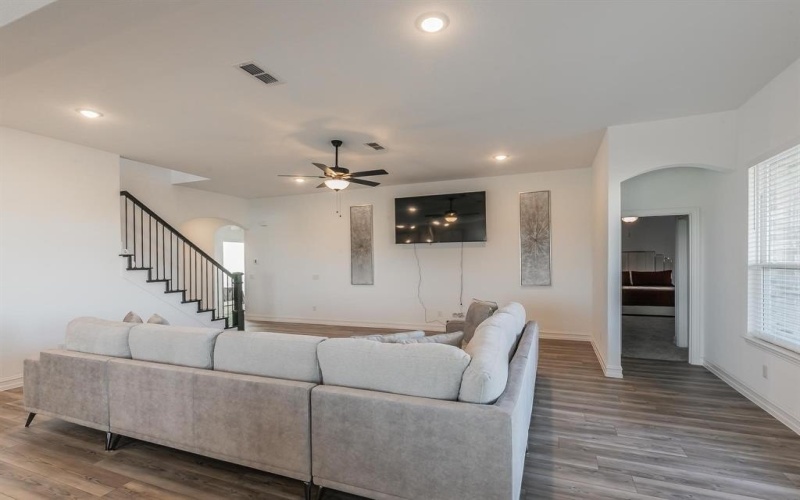 4305 Noble Lane, Midlothian, TX 76065, 4 Bedrooms Bedrooms, ,3 BathroomsBathrooms,Residential,For Sale,4305 Noble Lane,20816494