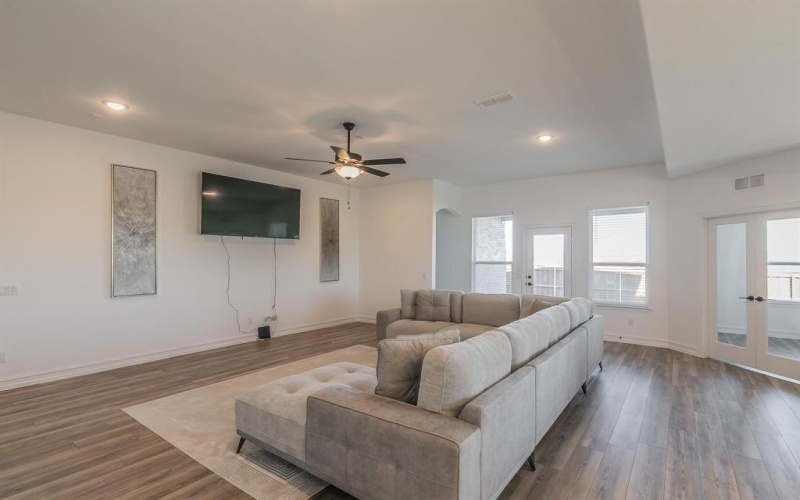 4305 Noble Lane, Midlothian, TX 76065, 4 Bedrooms Bedrooms, ,3 BathroomsBathrooms,Residential,For Sale,4305 Noble Lane,20816494