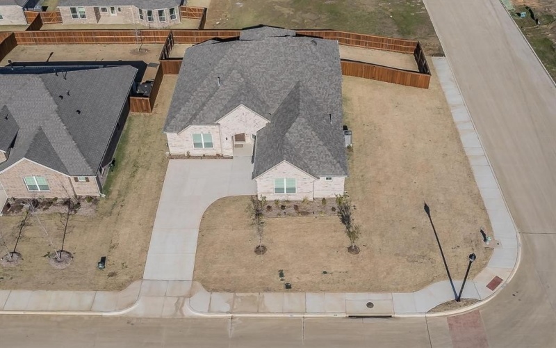 4305 Noble Lane, Midlothian, TX 76065, 4 Bedrooms Bedrooms, ,3 BathroomsBathrooms,Residential,For Sale,4305 Noble Lane,20816494