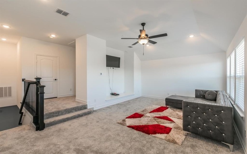 4305 Noble Lane, Midlothian, TX 76065, 4 Bedrooms Bedrooms, ,3 BathroomsBathrooms,Residential,For Sale,4305 Noble Lane,20816494