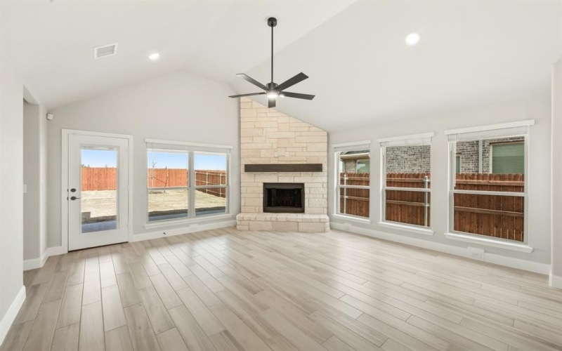 489 Red Maple Road, Waxahachie, TX 75165, 4 Habitaciones Habitaciones , ,3 BañosBaños,Residential,En Venta,489 Red Maple Road,20816516