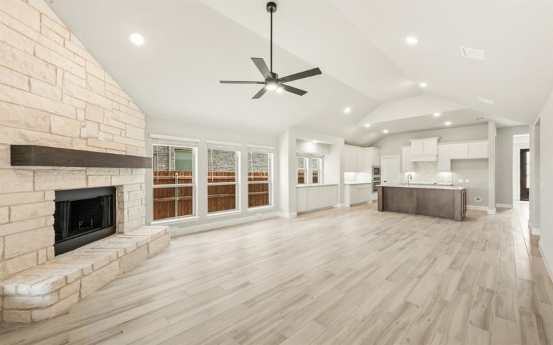 489 Red Maple Road, Waxahachie, TX 75165, 4 Habitaciones Habitaciones , ,3 BañosBaños,Residential,En Venta,489 Red Maple Road,20816516