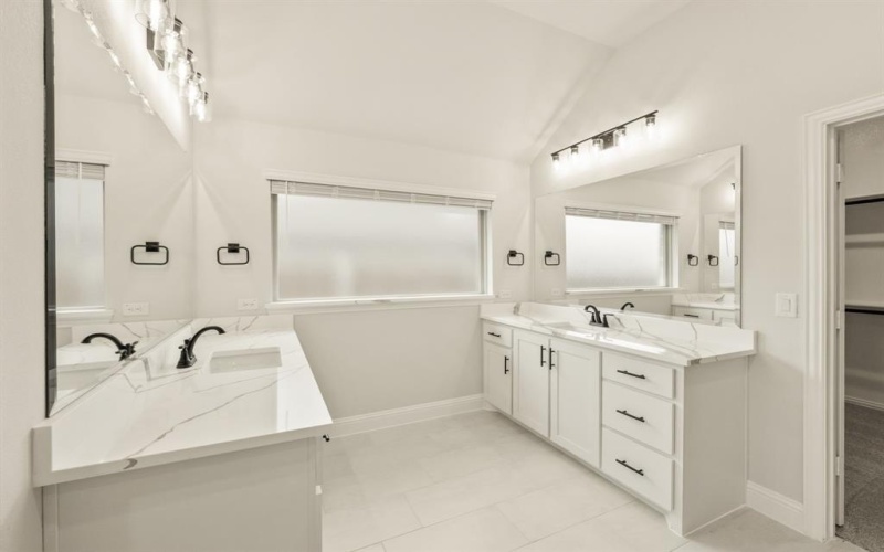 564 Holiday Avenue, Waxahachie, TX 75165, 3 Habitaciones Habitaciones , ,3 BañosBaños,Residential,En Venta,564 Holiday Avenue,20816541
