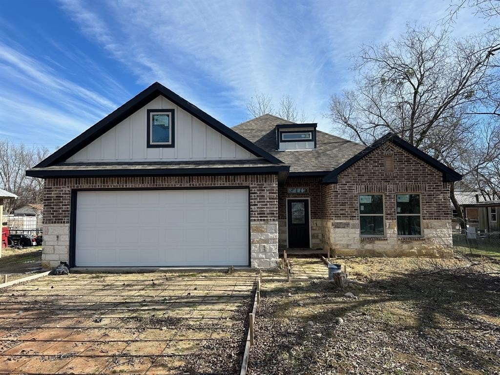 612 N US Highway 69, Celeste, TX 75423, 3 Habitaciones Habitaciones , ,2 BañosBaños,Residential,En Venta,612 N US Highway 69,20809783