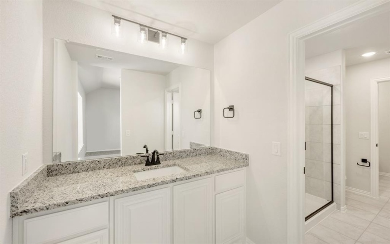 136 Fireberry Drive, Glenn Heights, TX 75154, 5 Bedrooms Bedrooms, ,5 BathroomsBathrooms,Residential,For Sale,136 Fireberry Drive,20813256