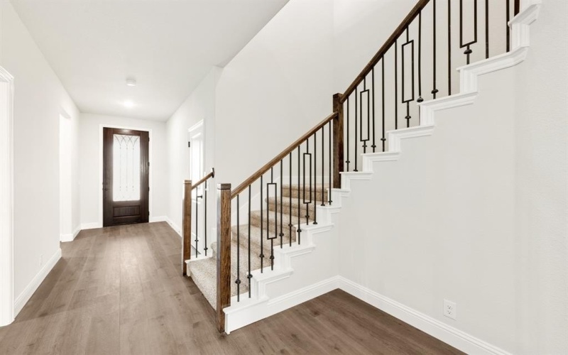 136 Fireberry Drive, Glenn Heights, TX 75154, 5 Bedrooms Bedrooms, ,5 BathroomsBathrooms,Residential,For Sale,136 Fireberry Drive,20813256