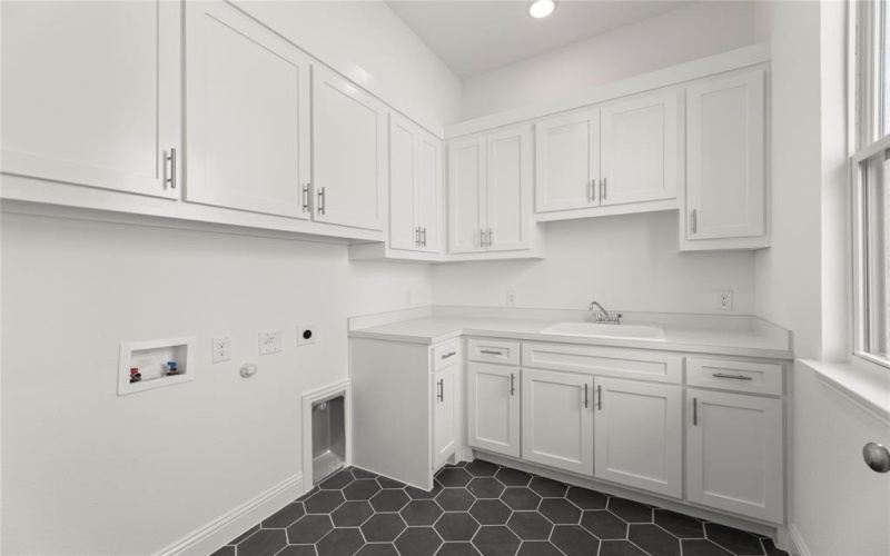 3108 Tobias Lane, Rockwall, TX 75032, 4 Bedrooms Bedrooms, ,5 BathroomsBathrooms,Residential,For Sale,3108 Tobias Lane,0,20813282