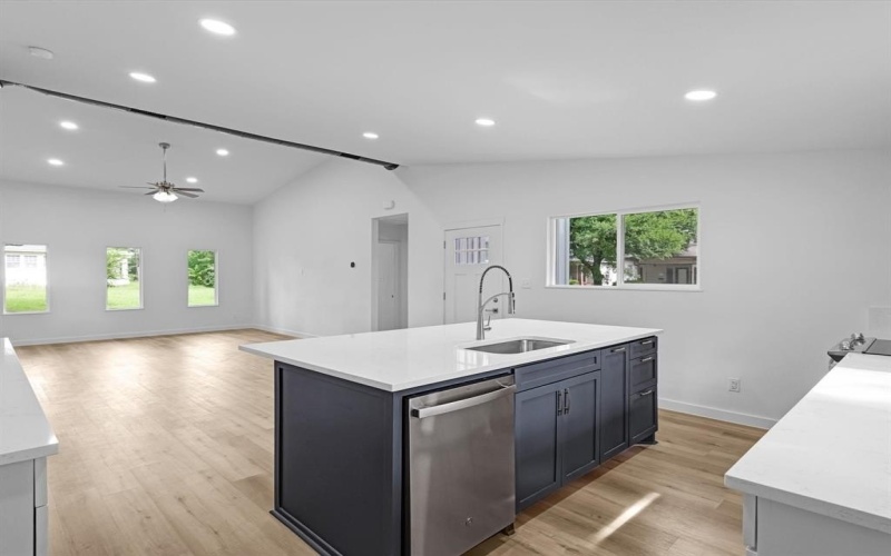 1507 Caddo Street, Commerce, TX 75428, 2 Bedrooms Bedrooms, ,2 BathroomsBathrooms,Residential,For Sale,1507 Caddo Street,20809858