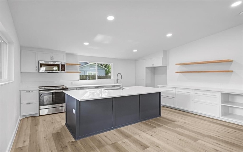 1507 Caddo Street, Commerce, TX 75428, 2 Bedrooms Bedrooms, ,2 BathroomsBathrooms,Residential,For Sale,1507 Caddo Street,20809858
