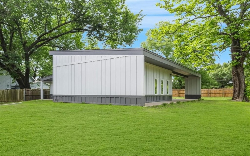 1507 Caddo Street, Commerce, TX 75428, 2 Bedrooms Bedrooms, ,2 BathroomsBathrooms,Residential,For Sale,1507 Caddo Street,20809858