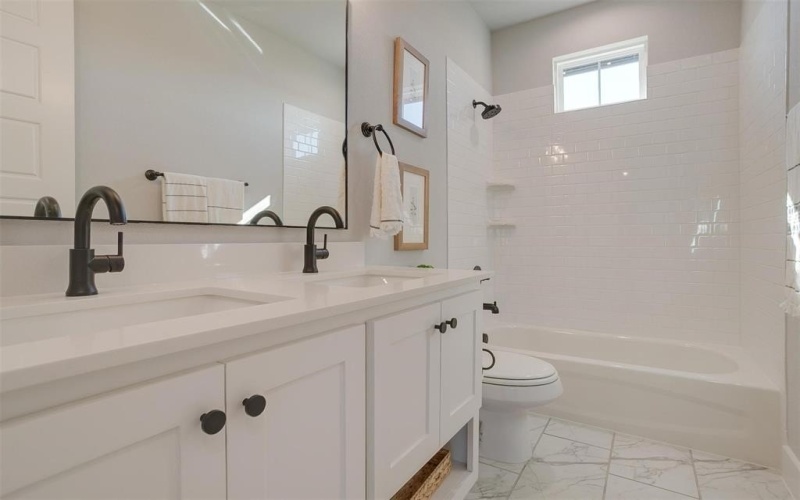 1350 Carroll Moran Trail, Midlothian, TX 76065, 4 Bedrooms Bedrooms, ,3 BathroomsBathrooms,Residential,For Sale,1350 Carroll Moran Trail,20813553
