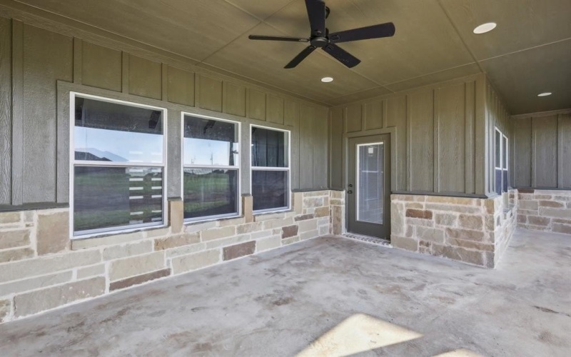 6657 Buffalo Ridge Circle, Godley, TX 76044, 4 Bedrooms Bedrooms, ,3 BathroomsBathrooms,Residential,For Sale,6657 Buffalo Ridge Circle,20810122