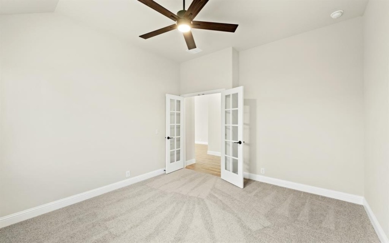 1036 Quincy Drive, Red Oak, TX 75154, 3 Bedrooms Bedrooms, ,2 BathroomsBathrooms,Residential,For Sale,1036 Quincy Drive,20810378