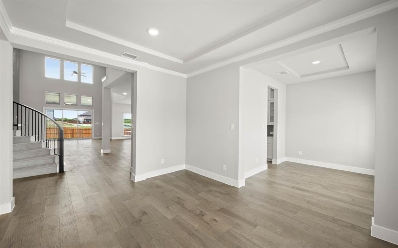 409 Newpark Boulevard, DeSoto, TX 75115, 6 Bedrooms Bedrooms, ,6 BathroomsBathrooms,Residential,For Sale,409 Newpark Boulevard,0,20810379