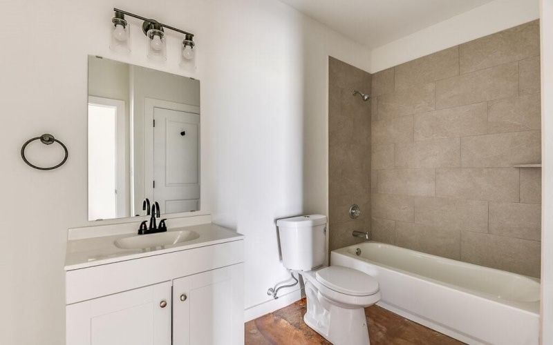 1020 Burnett Boulevard #A and B, Alvarado, TX 76009, 6 Habitaciones Habitaciones , ,5 BañosBaños,Residential Multi Family,En Venta,1020 Burnett Boulevard,20810823