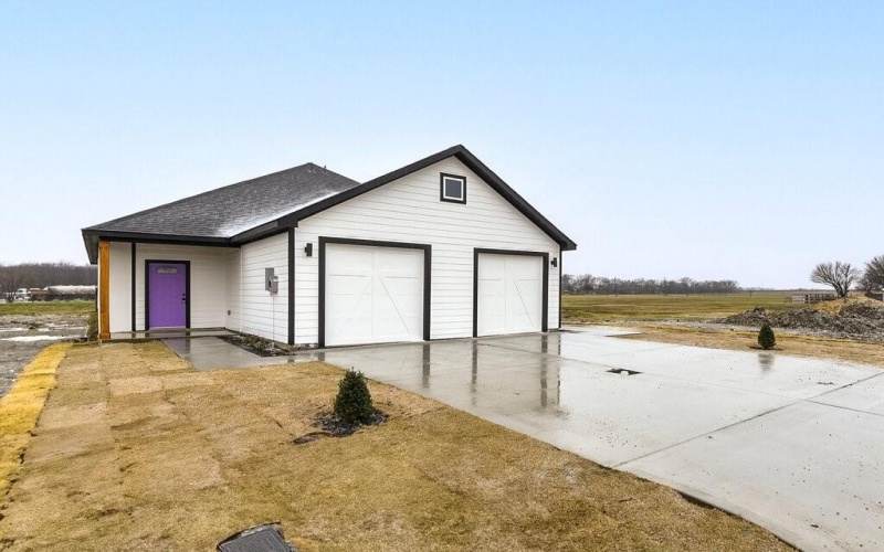 1020 Burnett Boulevard #A and B, Alvarado, TX 76009, 6 Habitaciones Habitaciones , ,5 BañosBaños,Residential Multi Family,En Venta,1020 Burnett Boulevard,20810823