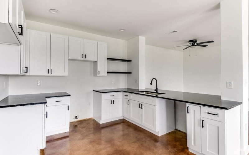 1020 Burnett Boulevard #A and B, Alvarado, TX 76009, 6 Habitaciones Habitaciones , ,5 BañosBaños,Residential Multi Family,En Venta,1020 Burnett Boulevard,20810823