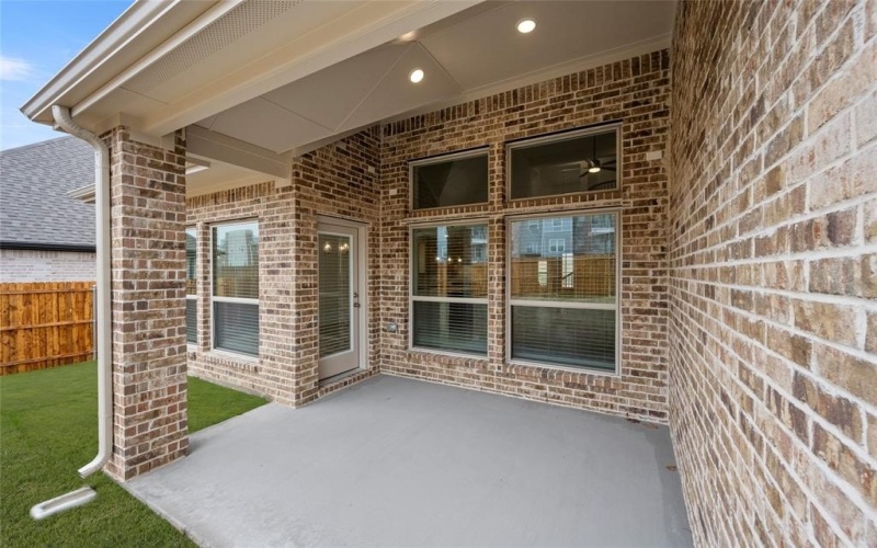 217 Tradd Street, Glenn Heights, TX 75154, 5 Bedrooms Bedrooms, ,5 BathroomsBathrooms,Residential,For Sale,217 Tradd Street,20810997