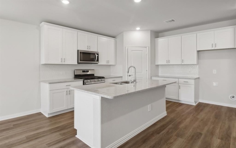 1360 Los Olmos Lane, Crandall, TX 75114, 3 Bedrooms Bedrooms, ,2 BathroomsBathrooms,Residential,For Sale,1360 Los Olmos Lane,20811006