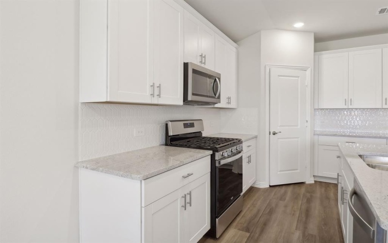 1360 Los Olmos Lane, Crandall, TX 75114, 3 Bedrooms Bedrooms, ,2 BathroomsBathrooms,Residential,For Sale,1360 Los Olmos Lane,20811006