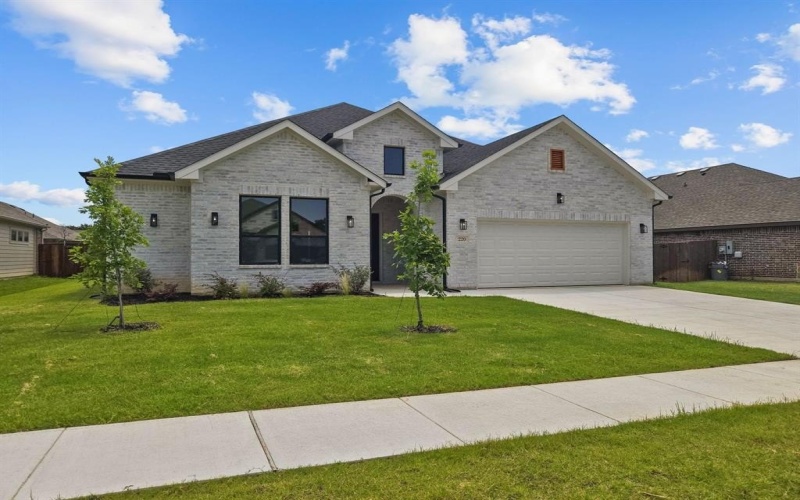 220 Magnolia Drive, Azle, TX 76020, 3 Habitaciones Habitaciones , ,2 BañosBaños,Residential,En Venta,220 Magnolia Drive,20814824