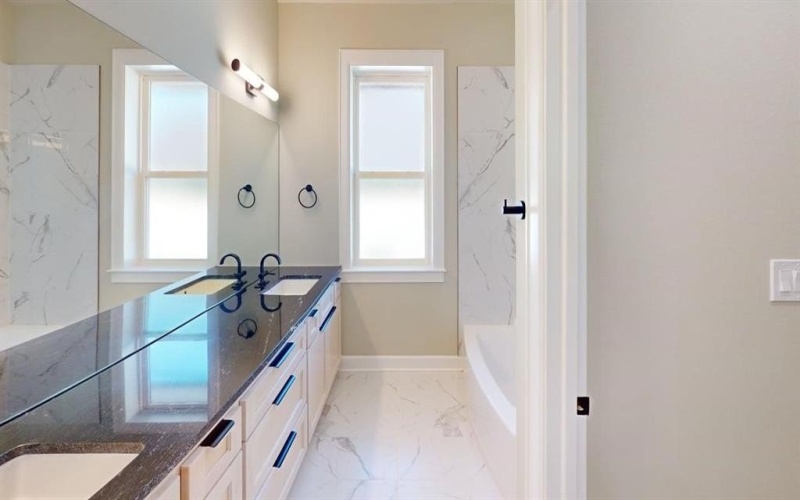 2510 Windmillln Windmill Lane, Longview, TX 75601, 5 Bedrooms Bedrooms, ,2 BathroomsBathrooms,Residential,For Sale,2510 Windmillln Windmill Lane,20814831
