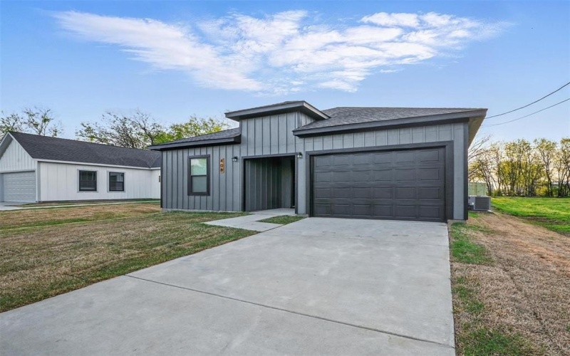 408 Broadway, Whitesboro, TX 76273, 3 Bedrooms Bedrooms, ,2 BathroomsBathrooms,Residential,For Sale,408 Broadway,20811268