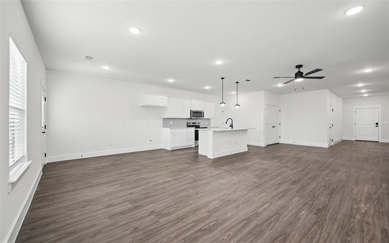 408 Broadway, Whitesboro, TX 76273, 3 Bedrooms Bedrooms, ,2 BathroomsBathrooms,Residential,For Sale,408 Broadway,20811268