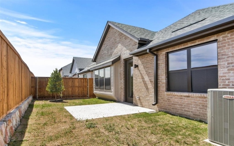 1714 Heatherwood Drive, Melissa, TX 75454, 4 Bedrooms Bedrooms, ,3 BathroomsBathrooms,Residential,For Sale,1714 Heatherwood Drive,20815103
